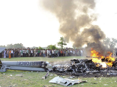 Ινδία: Επτά νεκροί σε συντριβή ελικοπτέρου